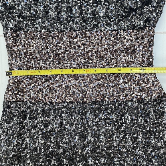 Dress the Population Simone Colorblock Sequin Mini Dress black and gold size M - Picture 6 of 9